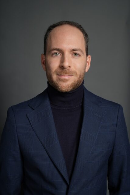 Lavoris - Matthias Pirrone - Geschichte